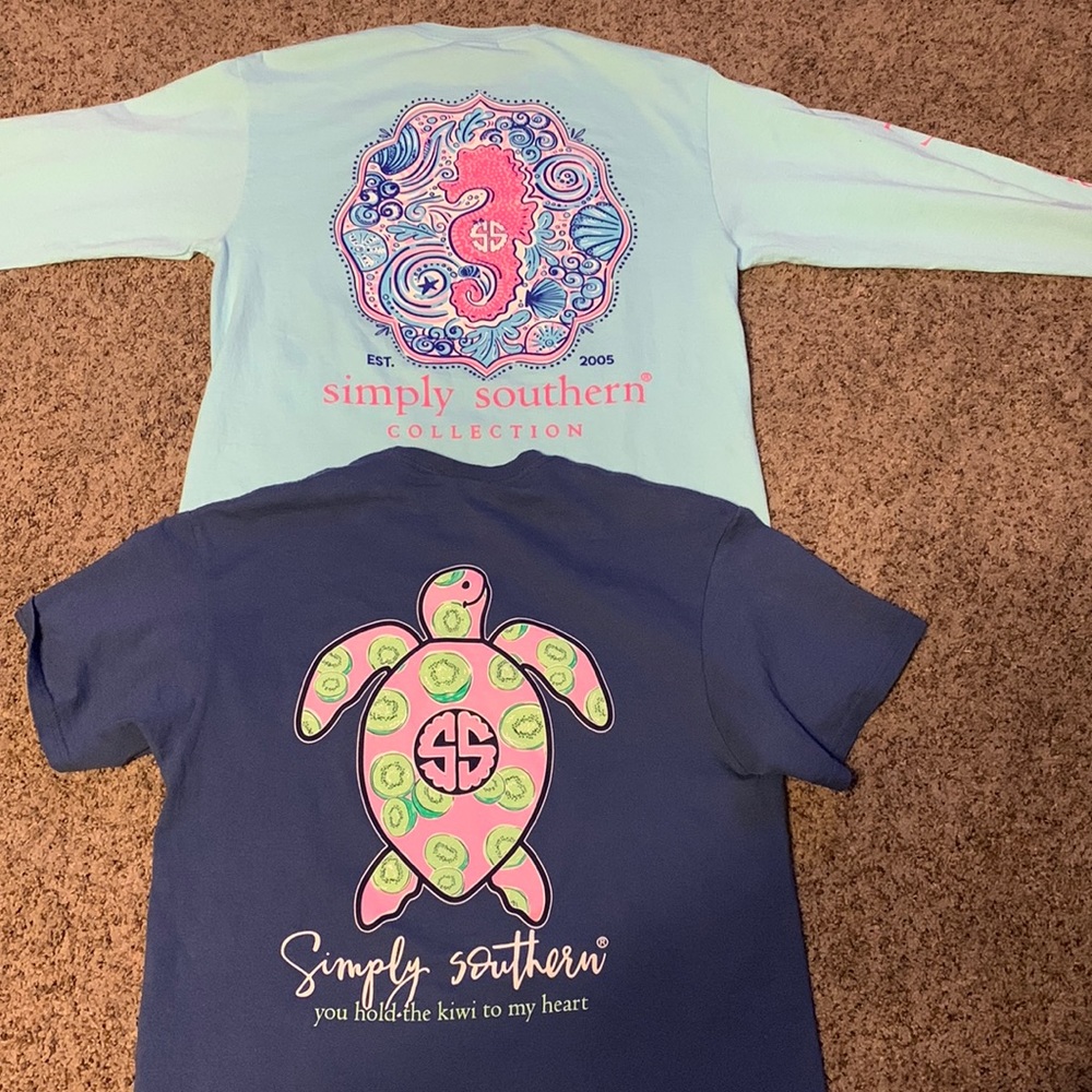 2 Simply Southern Tee Shirts, size. M,